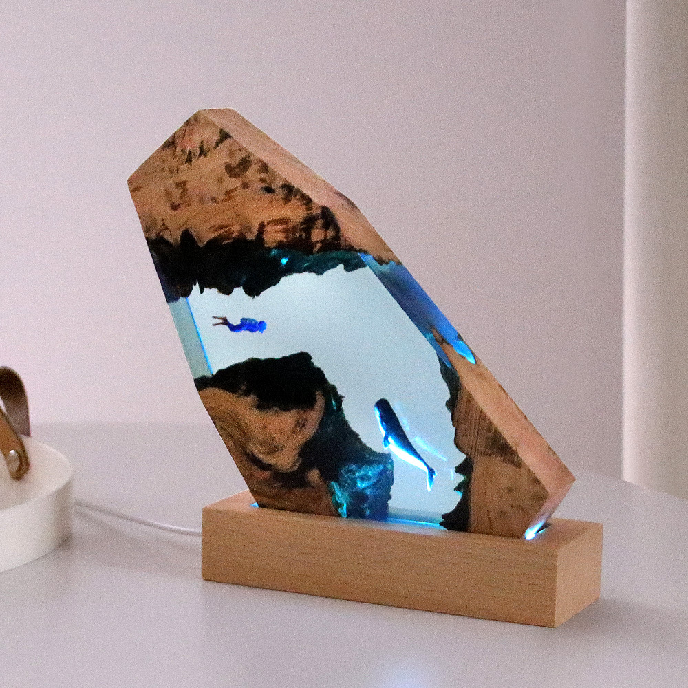 Resin Art And Wood - 새로운 수중 동굴 고래 다이버 홈