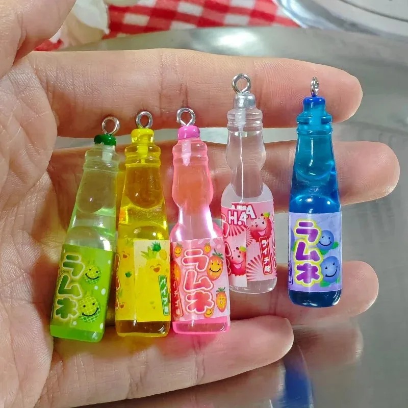 10Pcs 작은 소다병 레진 참 장식품 귀여운 음료병  - Resin Art Jewellery Kit 리뷰 및 가격