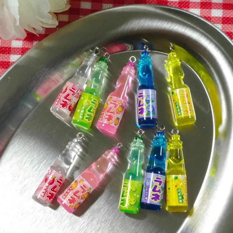 10Pcs 작은 소다병 레진 참 장식품 귀여운 음료병  - Resin Art Jewellery Kit 리뷰 및 가격